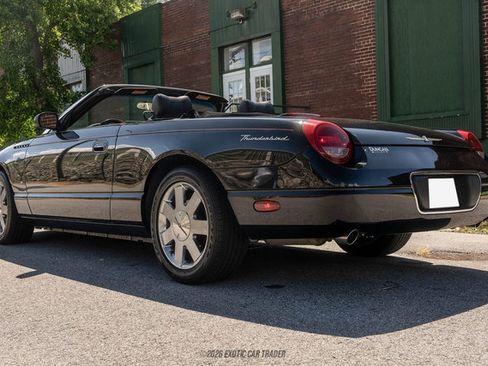 Used 2003 Ford Thunderbird RWD image 6