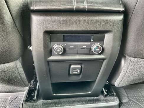 Used 2023 Chevrolet Traverse LT w/ LPO, Floor Liner Package AWD/4WD image 22