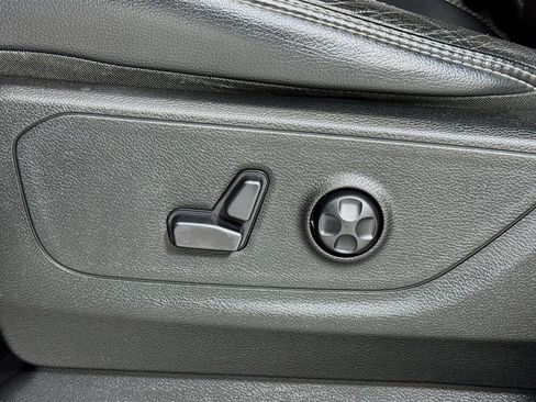 Used 2020 RAM 1500 Sport w/ Level 2 Equipment Goup w/2_L AWD/4WD image 18
