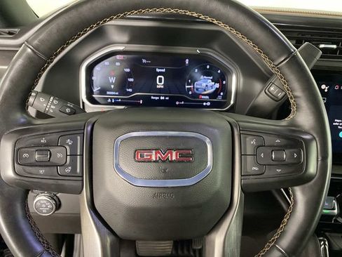 Used 2024 GMC Sierra 2500 AT4 AWD/4WD image 14
