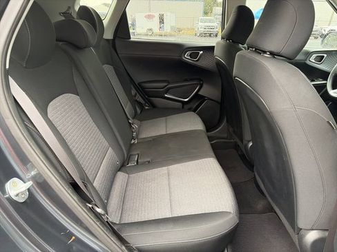 Used 2020 Kia Soul S FWD image 29
