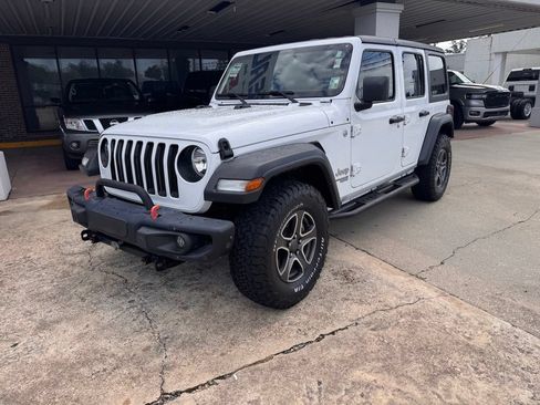 Used 2020 Jeep Wrangler Unlimited Sport S AWD/4WD image 15