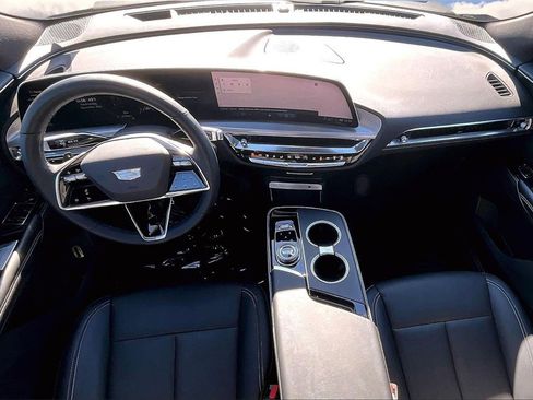 Certified 2024 Cadillac Lyriq Sport image 7