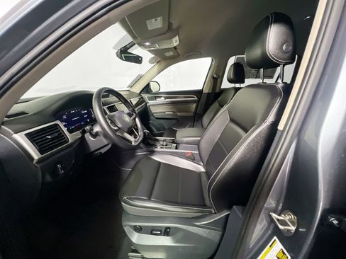 Used 2022 Volkswagen Atlas SE image 14