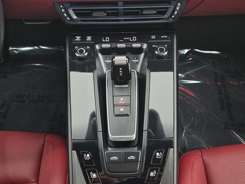Certified 2024 Porsche 911 Targa 4 GTS AWD/4WD image 13