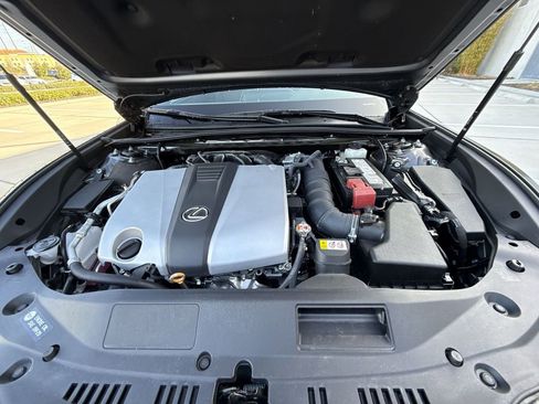 Used 2025 Lexus ES 350 w/ Premium Package image 14