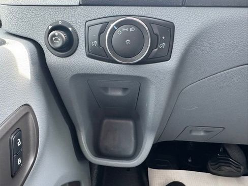Used 2018 Ford Transit 250 130 Low Roof image 18