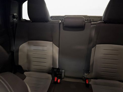 Used 2025 Toyota Tacoma TRD Off-Road image 15