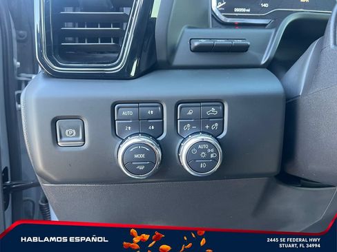 Certified 2025 GMC Sierra 1500 AT4 w/ AT4 Premium Package AWD/4WD image 19