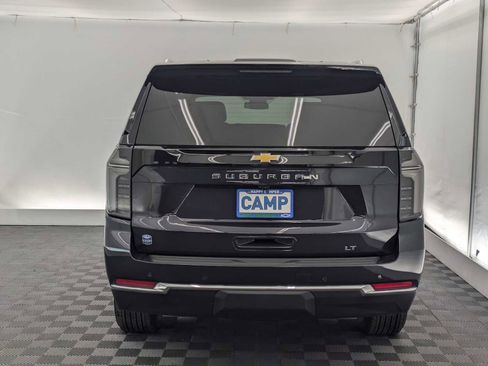 New 2026 Chevrolet Suburban LT image 5