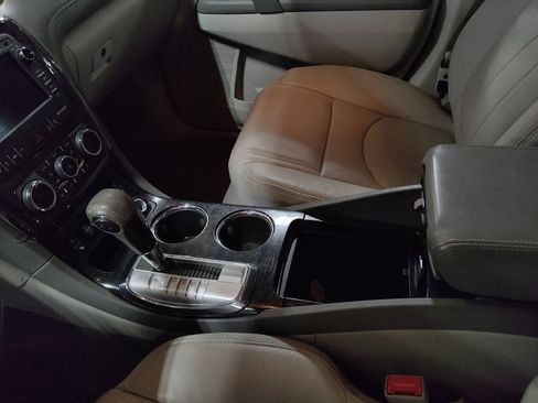Used 2017 Buick Enclave Premium w/ Trailering Package FWD image 26