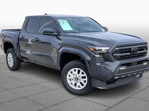 New 2026 Toyota Tacoma SR5 image 2