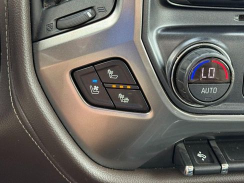Used 2018 Chevrolet Silverado 1500 LTZ w/ Sport Package AWD/4WD image 22