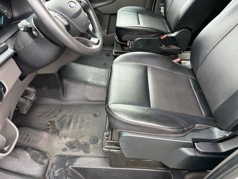 Used 2023 Ford Transit 250 Medium Roof AWD image 12