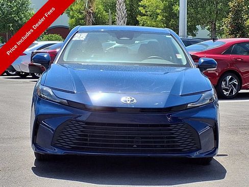 Used 2025 Toyota Camry LE FWD image 2