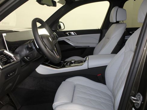 New 2026 BMW X5 xDrive40i w/ Climate Comfort Package image 23