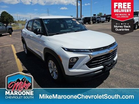 Used 2024 Chevrolet TrailBlazer LS FWD image 1