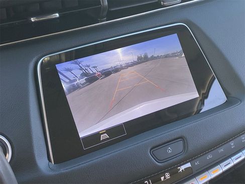 Certified 2023 Cadillac XT4 Premium Luxury image 28