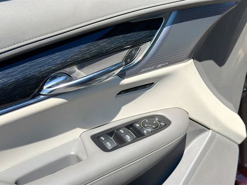 Used 2020 Cadillac XT6 Premium Luxury image 18