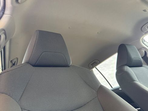 Certified 2023 Toyota RAV4 LE image 21