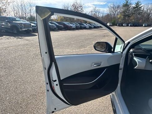 Certified 2023 Toyota Corolla SE image 28