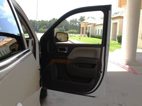 Used 2014 GMC Sierra 1500 SLE w/ SLE Value Package RWD image 28