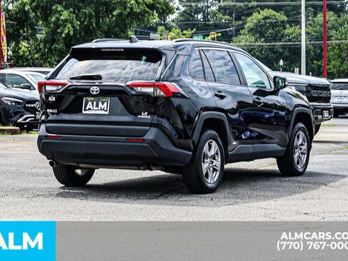 Used 2024 Toyota RAV4 LE AWD/4WD image 6