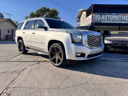 Used 2018 GMC Yukon Denali image 1