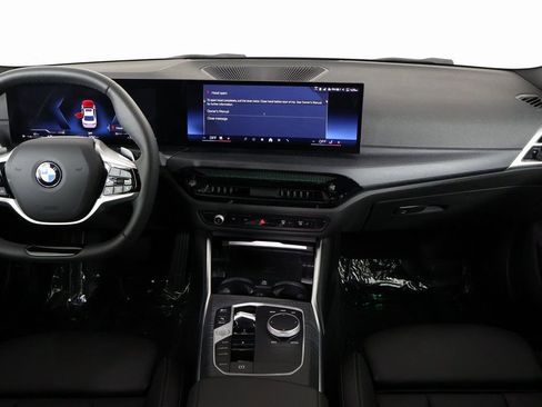 Used 2025 BMW 330i Sedan w/ Convenience Package RWD image 8