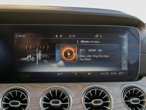 Used 2019 Mercedes-Benz E 450 E 450 w/ AMG Line Package image 24