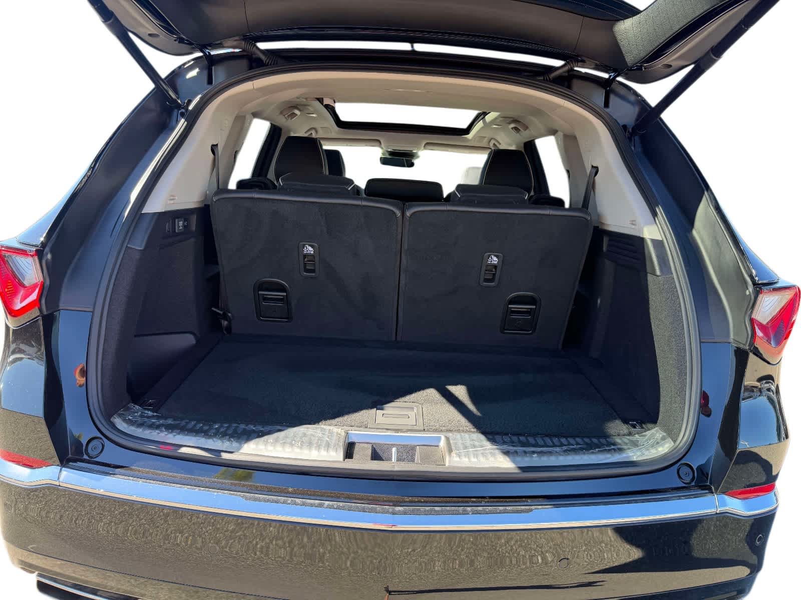 Certified 2026 Acura MDX w/ Advance Package AWD/4WD image 8