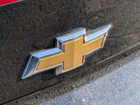 Used 2020 Chevrolet Camaro LT RWD image 12