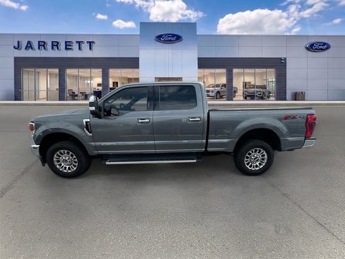 Used 2022 Ford F250 XLT w/ XLT Premium Package AWD/4WD image 4