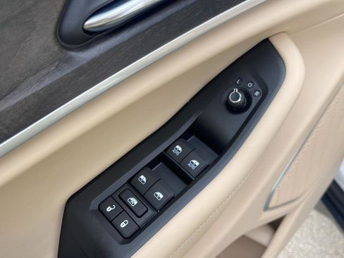 New 2026 Jeep Grand Cherokee Limited w/ Luxury Tech Group II AWD/4WD image 12