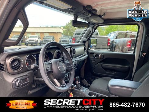 Used 2023 Jeep Wrangler Sport AWD/4WD image 11