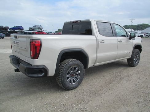 New 2026 GMC Sierra 1500 AT4X AWD/4WD image 5