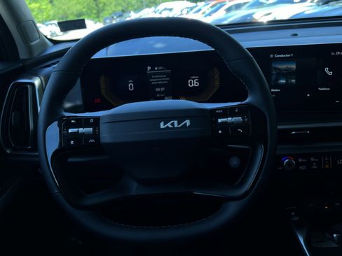 New 2026 Kia Sorento S FWD image 31