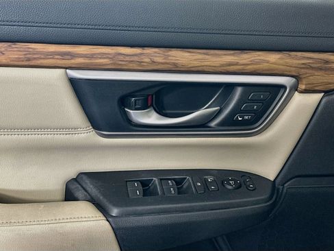 Used 2018 Honda CR-V EX-L image 17