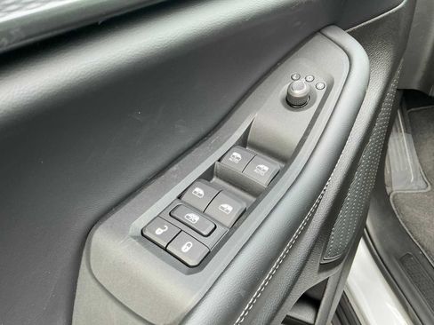 New 2025 Jeep Grand Cherokee L Altitude image 19