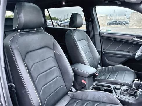 Used 2024 Volkswagen Tiguan SEL R-Line image 24