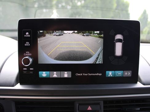 Used 2025 Honda Pilot Touring image 33