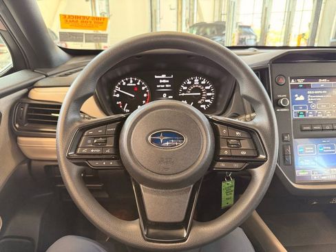 Used 2025 Subaru Forester w/ Convenience Package #1 AWD/4WD image 12