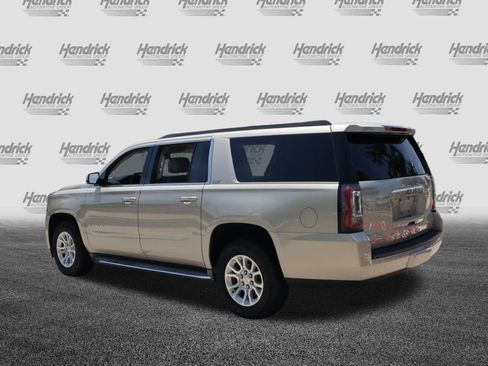 Used 2015 GMC Yukon XL SLT w/ Open Road Package AWD/4WD image 7