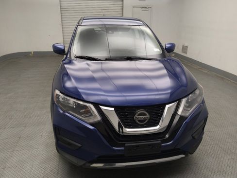 Used 2019 Nissan Rogue S AWD/4WD image 14
