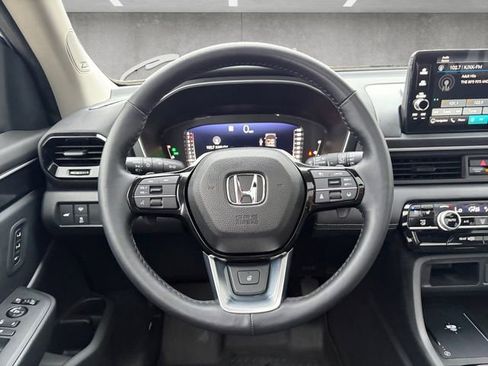 Used 2024 Honda Pilot Elite image 21