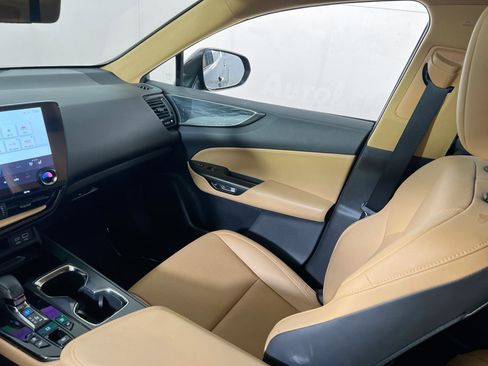 Used 2023 Lexus NX 350 AWD w/ Premium Package image 23