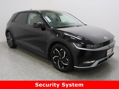 Used 2022 Hyundai Ioniq 5 SE image 4