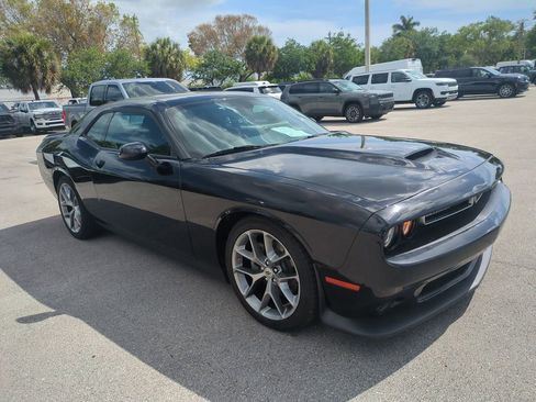 Used 2022 Dodge Challenger GT RWD image 2