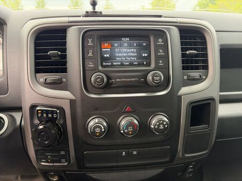 Used 2017 RAM 1500 Express w/ Black Ram 1500 Express Group AWD/4WD image 11