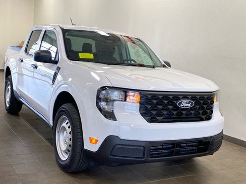 New 2025 Ford Maverick XL w/ Equipment Group 102A image 26